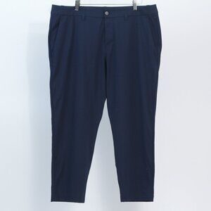 LULULEMON Mens Navy Blue Cropped Stretch Pants/Slacks, Size 38Wx26